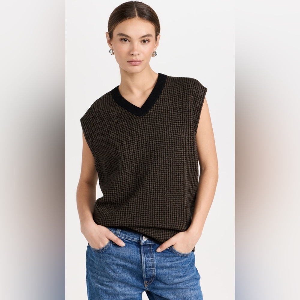 Vince Houndstooth Stitched Vest in Vine Combo - Size XXS